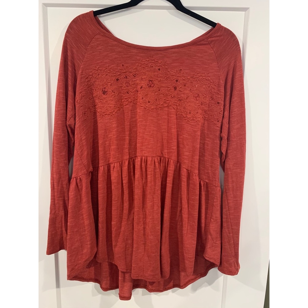 Red flowy & comfy top
